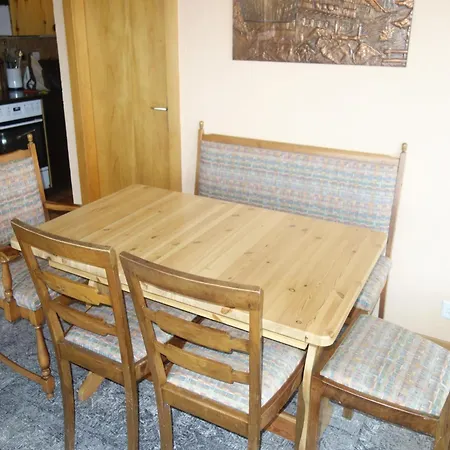 Cozy With Mountain Views Апартаменты *